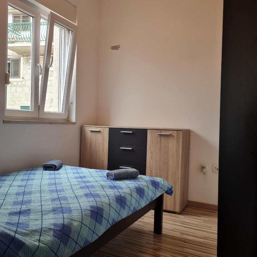 Apartment Sierra Split Bagian luar foto